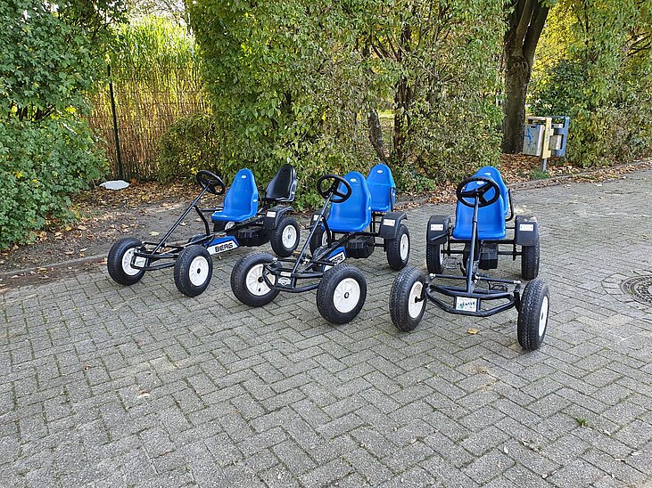 Kettcars als Pausenspielzeug